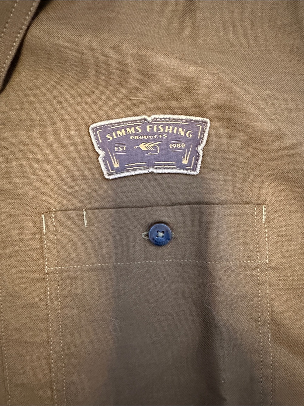 Simms Short Sleeve Button-Up Shirt in Brown. NWOT! - Picture 2 of 10